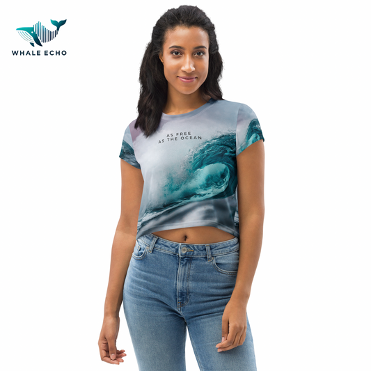 “As free as the ocean” short t-shirt